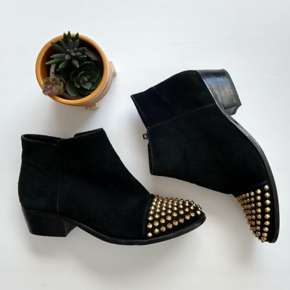 Steve Madden studded booties